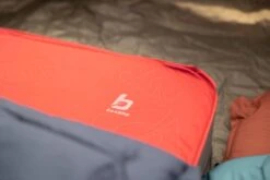 Bo-Camp Dorset Golden Zelfopblazende Slaapmat 21 Bo-Camp Dorset Golden Zelfopblazende Slaapmat -Bo-Camp Winkel 1267 1900 bo camo slaapmat