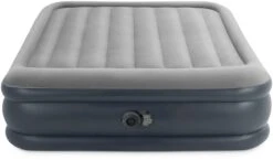 Intex Deluxe Pillow Rest Raised Luchtbed - Queensize - Ingebouwde Elektrische Pomp -Bo-Camp Winkel 1320 1900 64136 prd2 2023 300