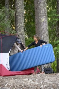 Therm-A-Rest MondoKing 3D 11.0 L Zelfopblazende Slaapmat -Bo-Camp Winkel 1900 1267 2022 cascade summer carcamp washington rinckenberger 4443