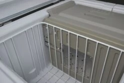 Engel MD60F-C Dual-zone Compressor Koelbox - 57 Liter 10 Engel MD60F-C Dual-zone Compressor Koelbox - 57 Liter -Bo-Camp Winkel 1900 2849 md60fc umluftventilator detail